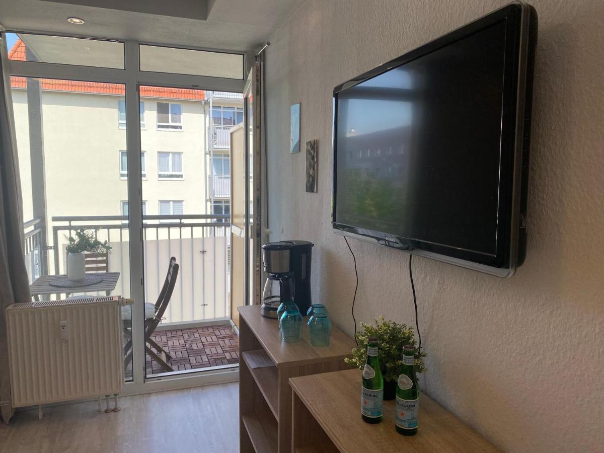 Charming Apartment - Balcony - Wifi - Kitchen Magdeburg Kültér fotó